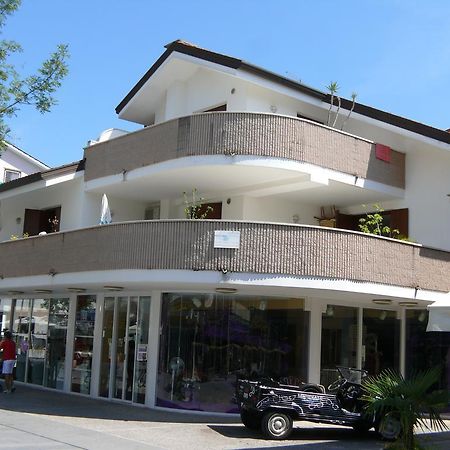 Condominio Maria Lignano Sabbiadoro Eksteriør bilde