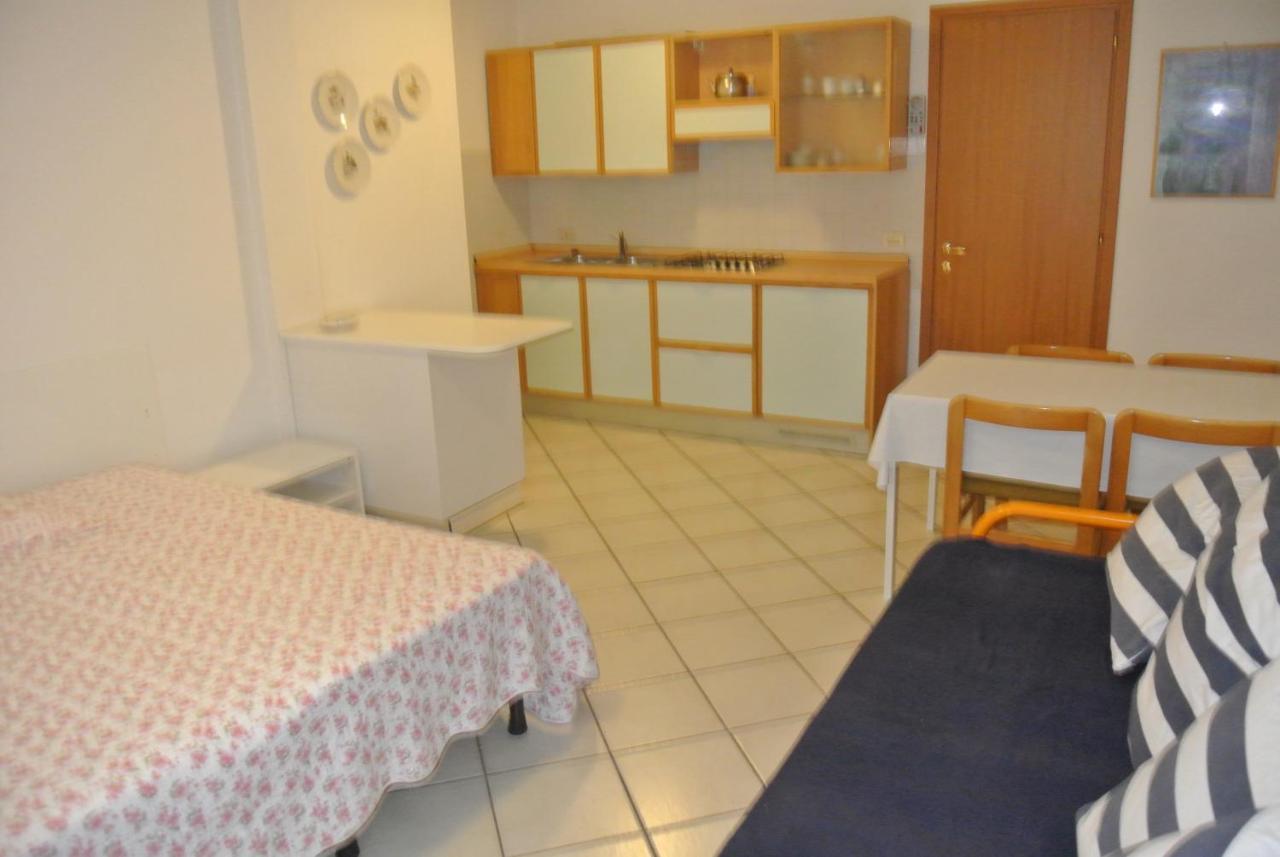 Condominio Maria Lignano Sabbiadoro Eksteriør bilde
