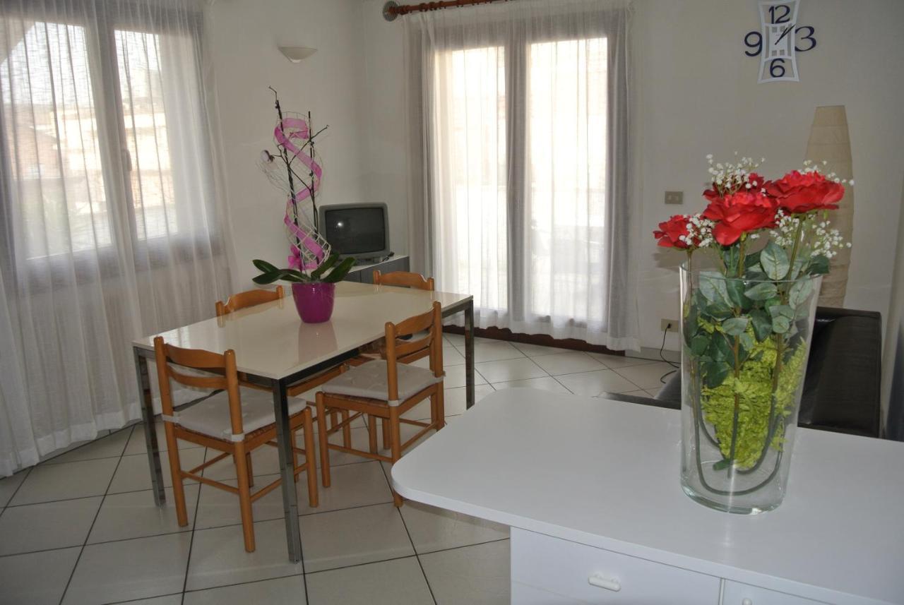 Condominio Maria Lignano Sabbiadoro Eksteriør bilde