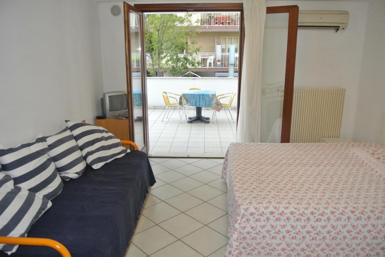Condominio Maria Lignano Sabbiadoro Eksteriør bilde