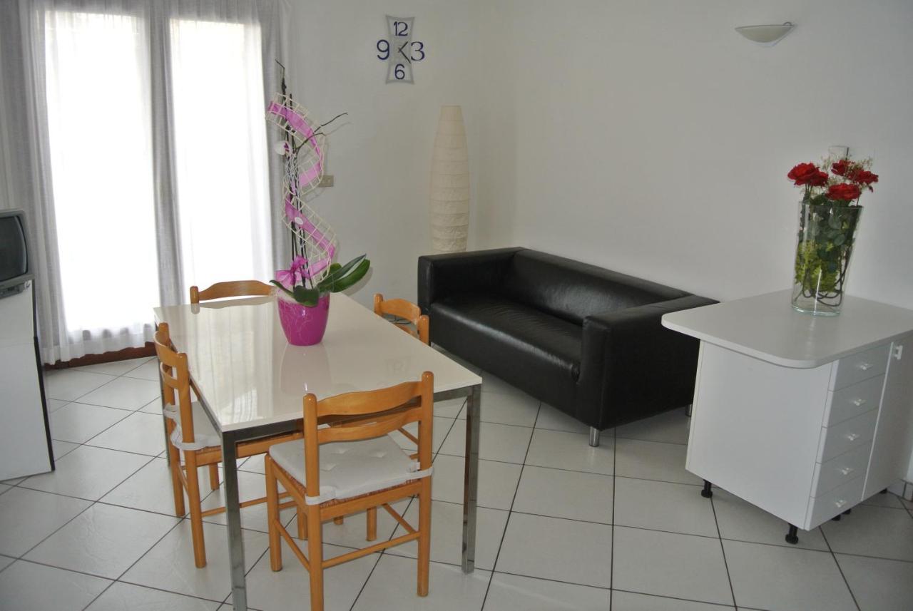 Condominio Maria Lignano Sabbiadoro Eksteriør bilde
