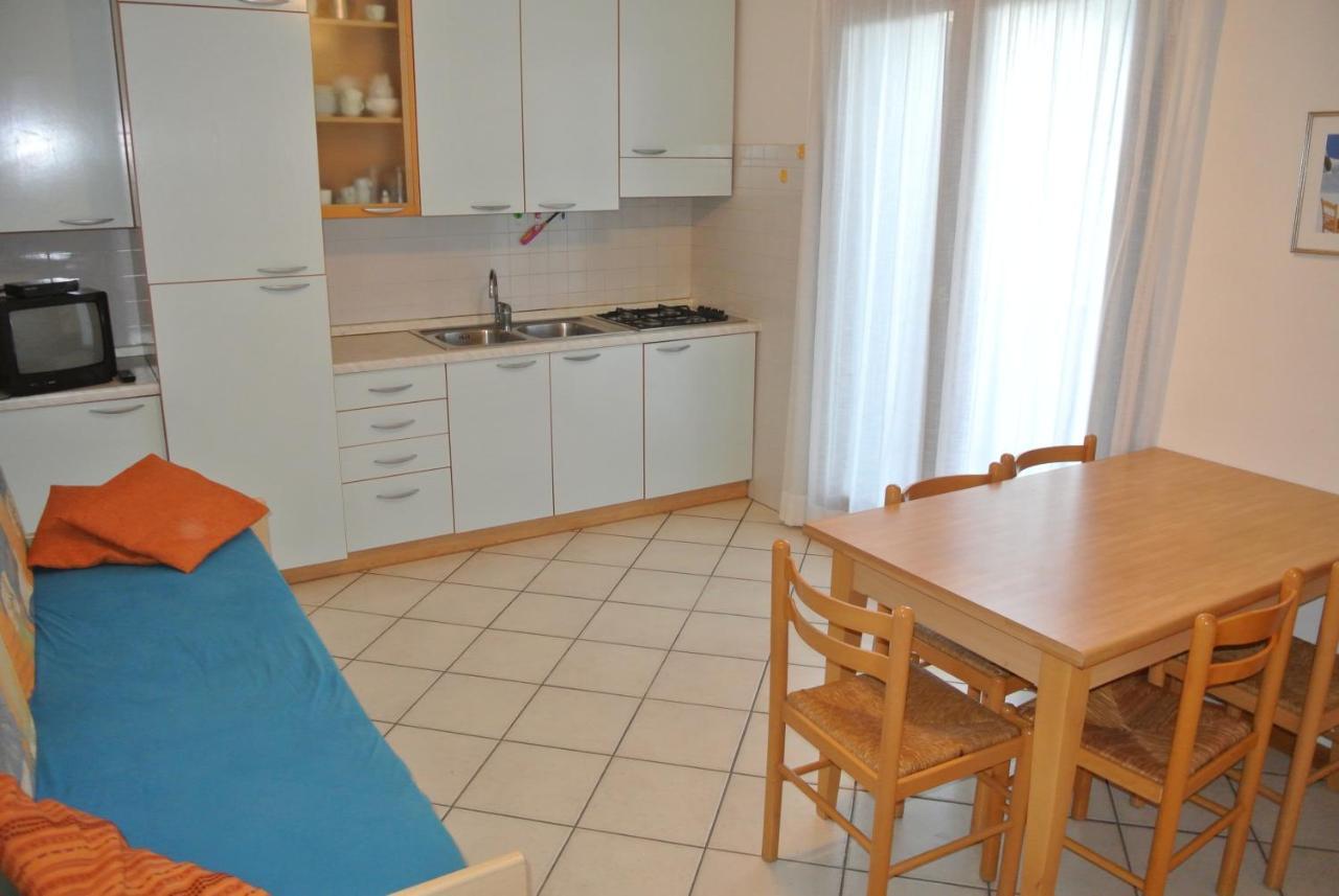 Condominio Maria Lignano Sabbiadoro Eksteriør bilde